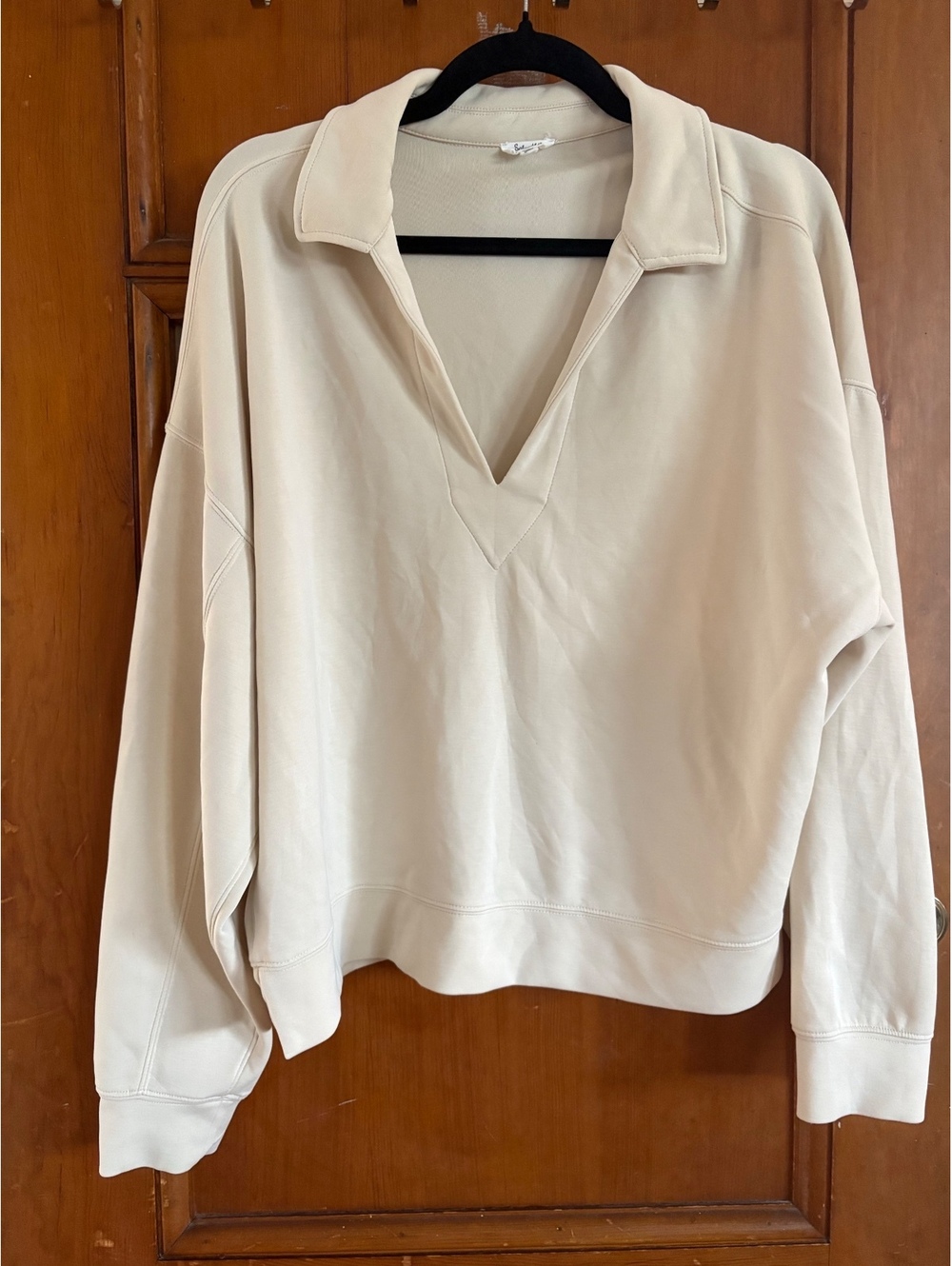 Splendid x Bella Jane Blog Collared V-Neck Sweatshirt Cream Oversized Large